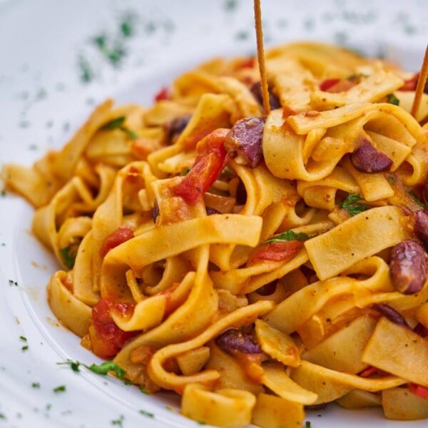 Italiensk pasta och chilisås | gourmetrummet.se