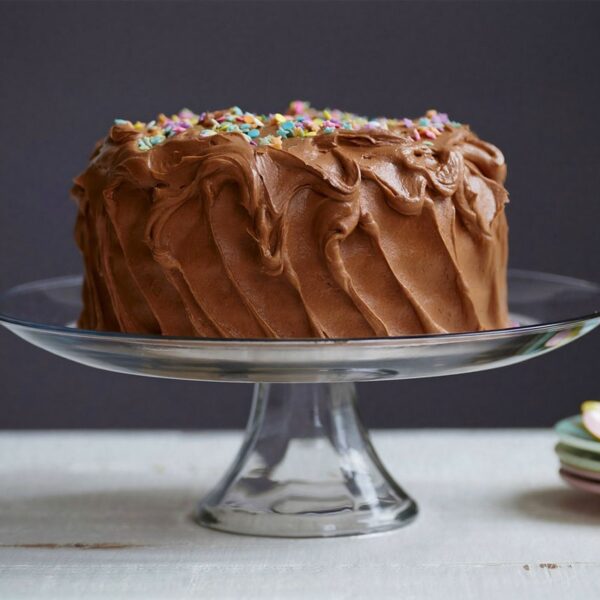 Baka tårta med sötad kastanjepure | gourmetrummet.se